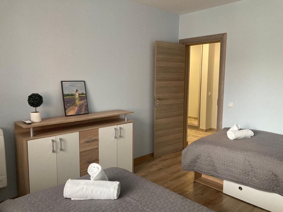 וארנה Victor'S Suite , With Private Parking מראה חיצוני תמונה