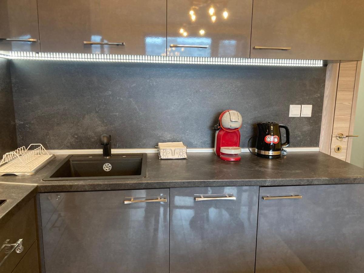 וארנה Victor'S Suite , With Private Parking מראה חיצוני תמונה